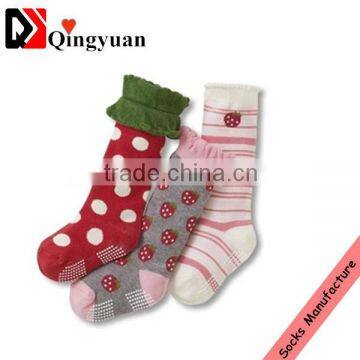 baby christmas socks with rubber bottoms