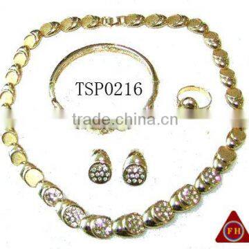 2011 African Jewelry