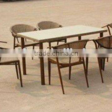 outdoor family table and chairs