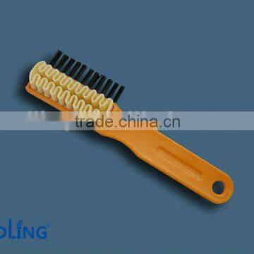 Rubber hair wooden handle shoe brush