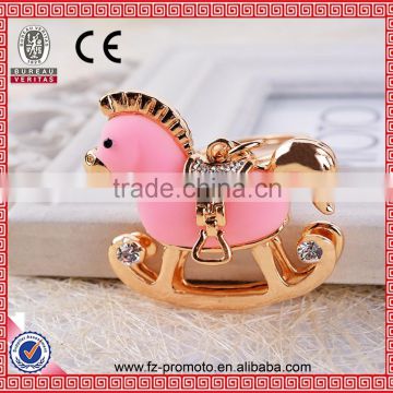 Bulk popular resin keychain in horse shaped