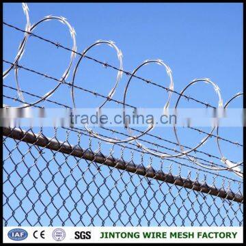 Powder Coated Wire Mesh Fence Motto Barbed Wire Concertina Wire Price photo-3