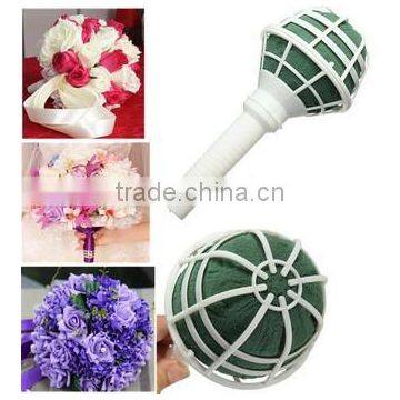 Hebei huiya Bride holds Wet Floral Foam for marriage decoration