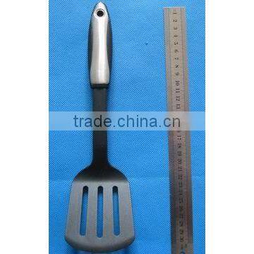 115033 NYLON KITCHEN UTENSIL