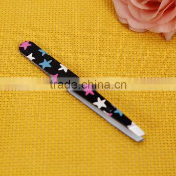 Colorful Paper Cover Straight Shape Eyebrow Tweezer in Beauty Salon photo-6