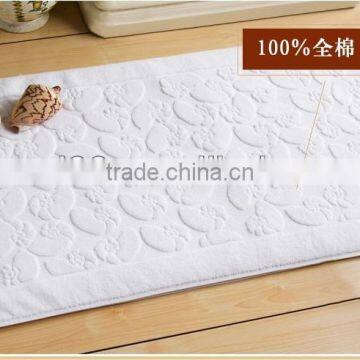 100 per cent cotton plain color jacquard bath mats