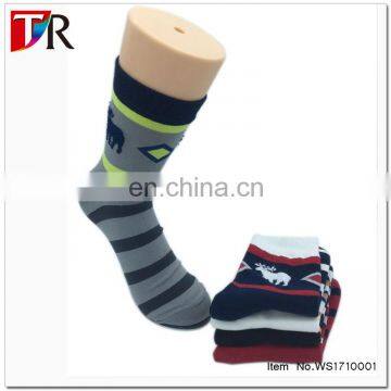 2016 yiwu wholesale ODM OEM Nifty Stripe Cotton Blend Socks