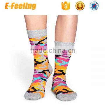 2016 Fashion Custom Jacquard Logo Camo Socks photo-3