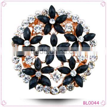 Fashion Costume Jewelry Rhinestone Brooch Cheap Flower Brooch for Wedding Invitation