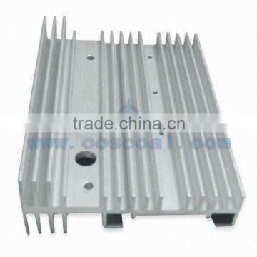 Flat extruded heat sinks