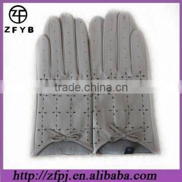 2013 new design feminine gloves fine leather