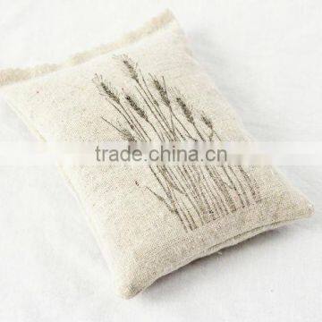 Make you relax lavender scent dry flower linen embroided sachet freshener                        
                                                Quality Choice