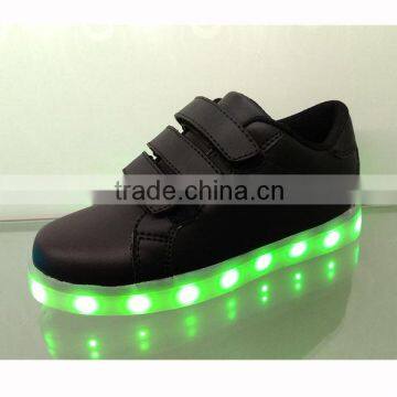 Fashionable Black pu Led Light Running Shoes Light and Soft for Men and Women Kids Runners
