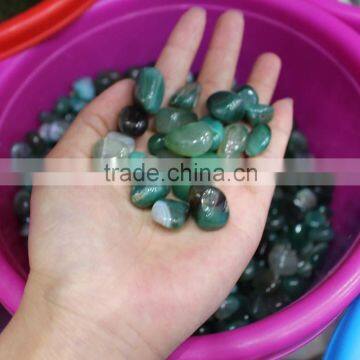 green color polished natural rock agate tumble stone