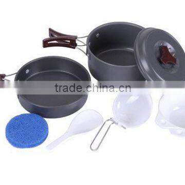 Camping cookware set