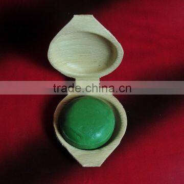 COCONUT OIL BASED NATURAL HANDMADE SOAP - PACKED IN ARECA PALM LEAF SOAP DISH