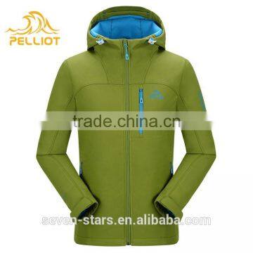 Wholesale Windbreaker Outdoor Softshell Jackets with High Quality