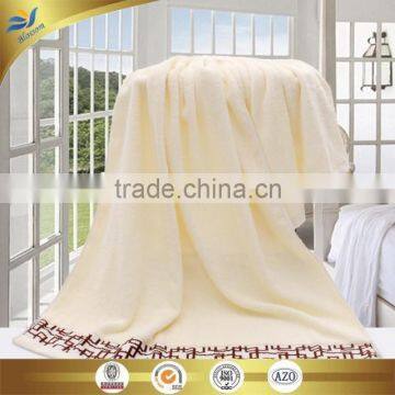100% Cotton Bordered Bath Towels Cheap Jacquarded Towel Made in China photo-5