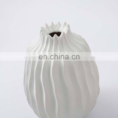 Handmade Porcelain Luxury Nature Stripe Nordic White Decoration Modern Flower Vase