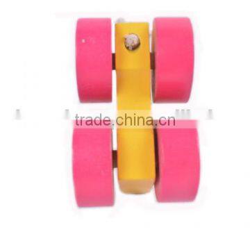 2015 Lovely Design and Hot Sale 4 Wheels Giraffe Shape Animal Toy Wooden Pulling Car Toy photo-5