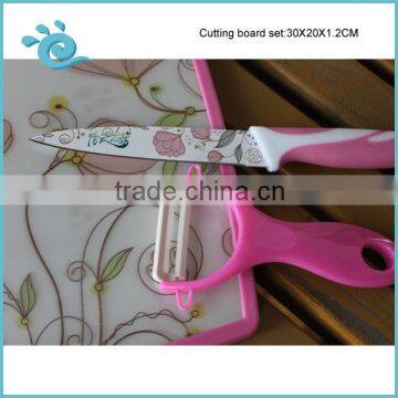 Set of 3pcs Plastic Kitchen Help Set With Cutting Board Peeler and Knife photo-2