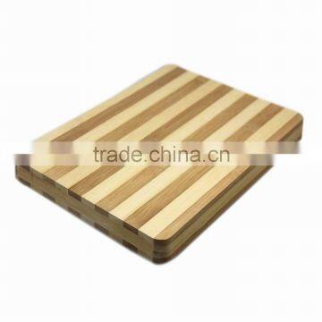 Eco-friendly crossing bamboo chopping board 3 layers with metal hole for Europe market Romania market 24x34x2cm