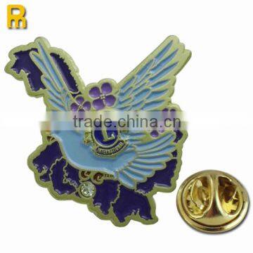 China manufacturers magnetic lapel pin badge