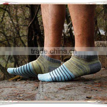 New Striped Men's Ankle Socks Multi-Colored Men's Sport Crew Ankle Low Cut Socks Casual Cotton