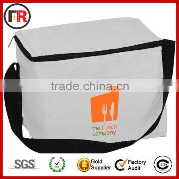 Portable fitness cooler bag with many pocket