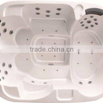 Safety Luxury and Royal Massage Bathtub With Computer Control