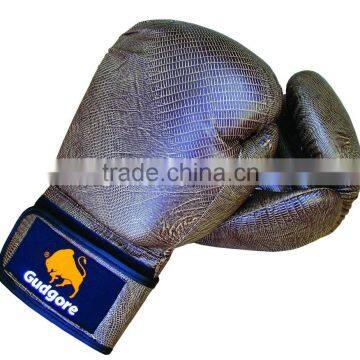 Boxing Gloves, Muaythai , Kick boxing, Training and Compeition