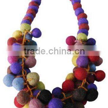 felt necklace