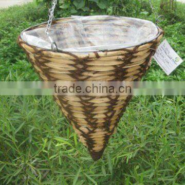 willow hanging basket