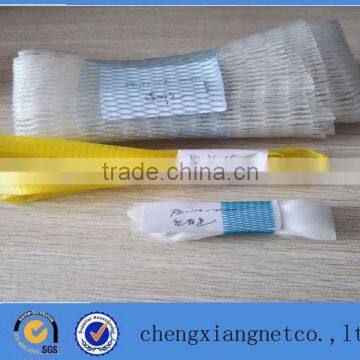 Tubular protective plastic packaging netting for bottles/metals/flowers