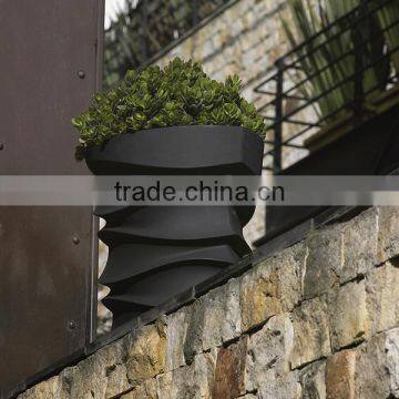 Modern Unique Roof Fiberglass Garden Planters Wholesale photo-2