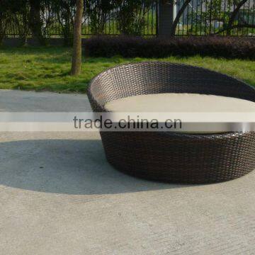 Antique French Style Garden Furniture Rattan Outdoor Day Bed photo-4