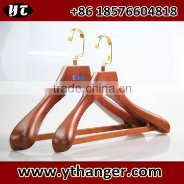 luxury customized wooden clothes hanger with bar for suits in large shoulder