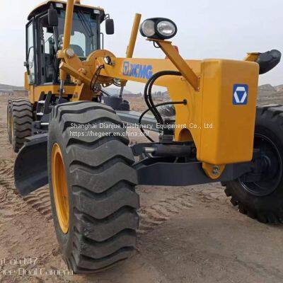 The used XCMG 2153 graders with excellent control performance is for sale