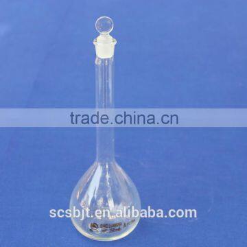 GLASS VOLUMETRIC FLASK
