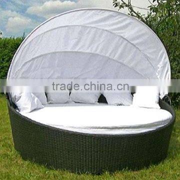 Collection Living Outdoor Rattan Hanging Bed