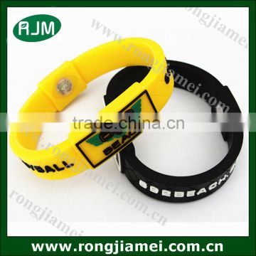 Hot sell transparent rubber silicone bracelets and silicone rubber college team bracelets                        
                                                Quality Choice