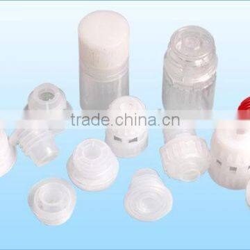 pourer of plastic bottle cap