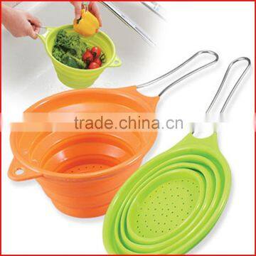 Newest foldable/collapsible vegetable colander