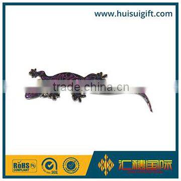 wholesale promotional fashionable top quality badge with glitter enamel pin