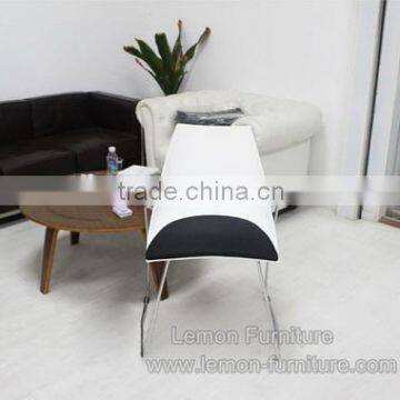 Popular Cheapest plastic ghost chair