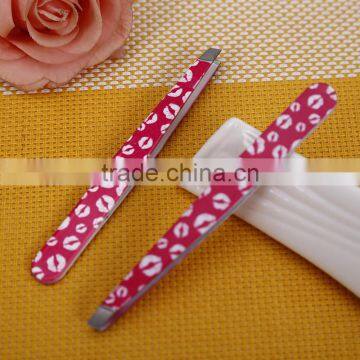 Factory Price Colorful Lip Print Multifunctional Eyebrow Tweezer in Beauty Salon photo-4