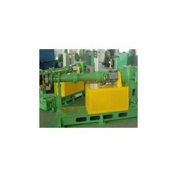 Seal compounding extruder