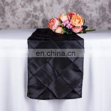 Pintuck Table Runner photo-5