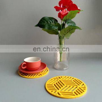 Heat Resistant Orange Color Minibuses for Sale Felt Coaster Sets Wood Drink Coasters photo-4