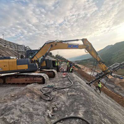 Easy-to-operate Down-the-hole Drill Mounted on an Excavator photo-4